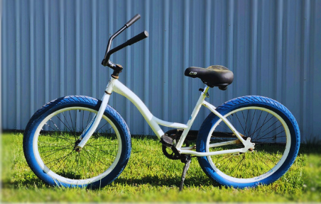 YOLO - 3" Fat Tire Beach Cruiser (Mildly Refurbished)